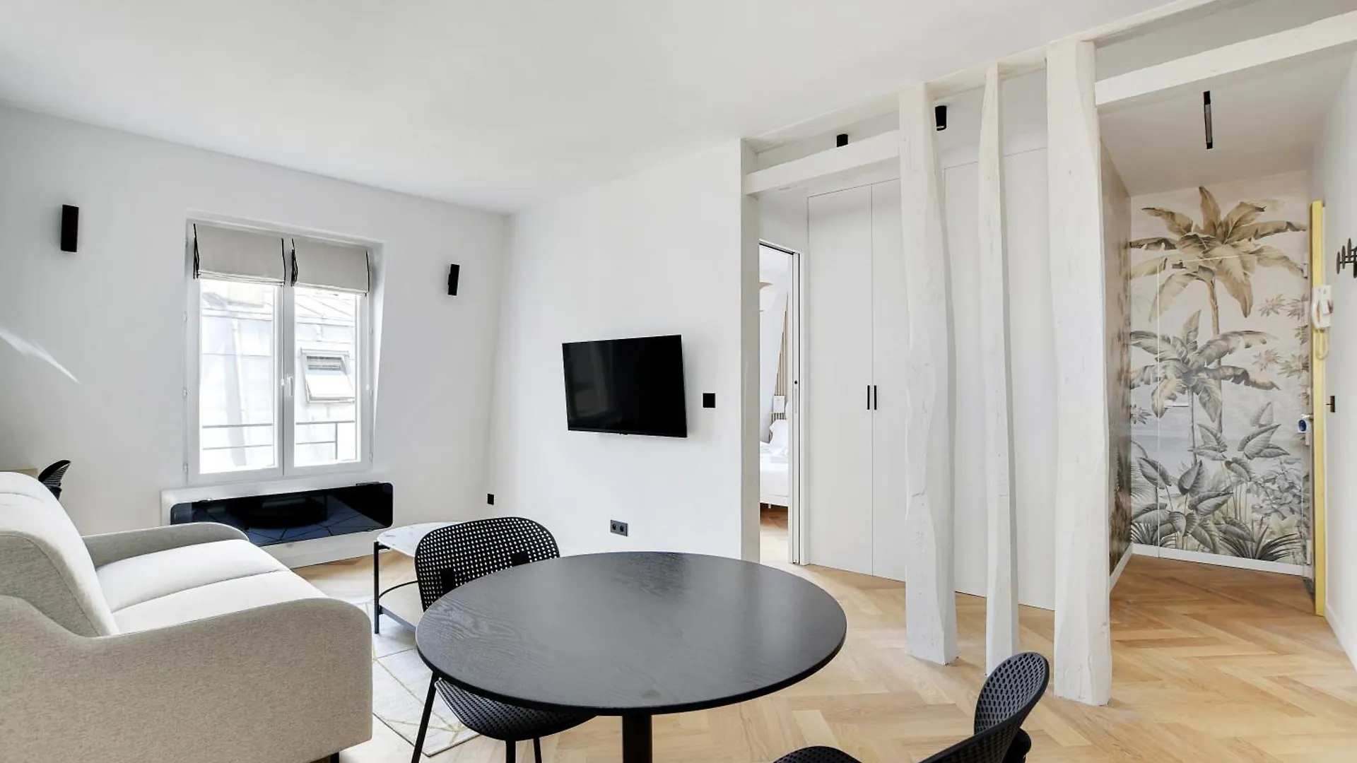Pick A Flat's In Montmartre - Rue Petrelle