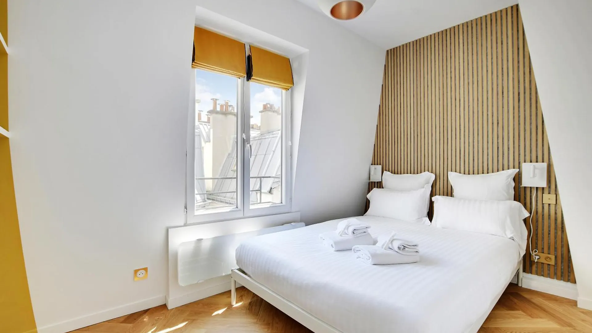 Pick A Flat's In Montmartre - Rue Petrelle Paris
